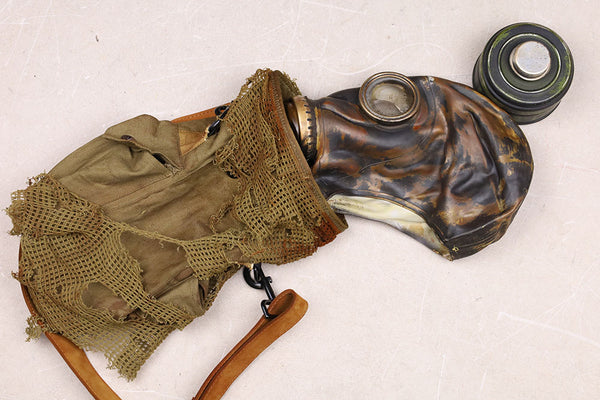 Gas Mask + Carry Pouch  "Apocalypse"