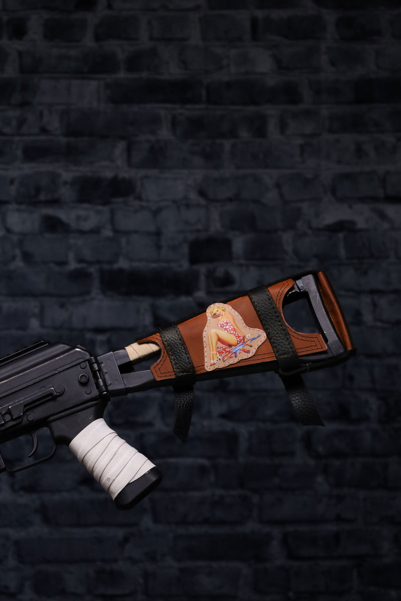 Triangle Leather Cheek Rest "Pin Up"