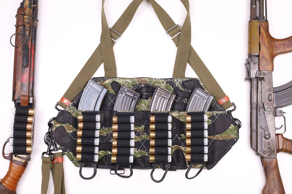 4 Cell Shotgun x AK Chestrig "Leather x Camo"